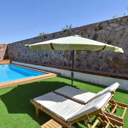 Book Jet - Villa Alegria With Private Pool 别墅